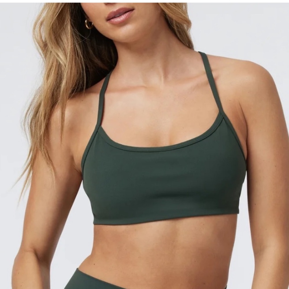 Vuori All The Feels Sports Bra - Kale Small